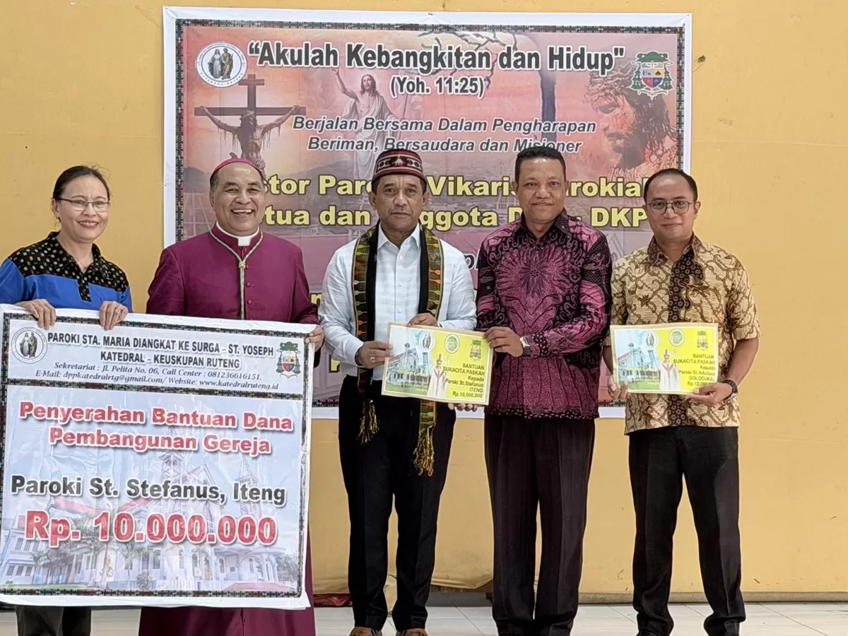 Bantuan Mengalir dari Paroki Katedral Ruteng untuk Pembangunan Gereja dan Umat di Momen Paskah (Gordi Jamat)