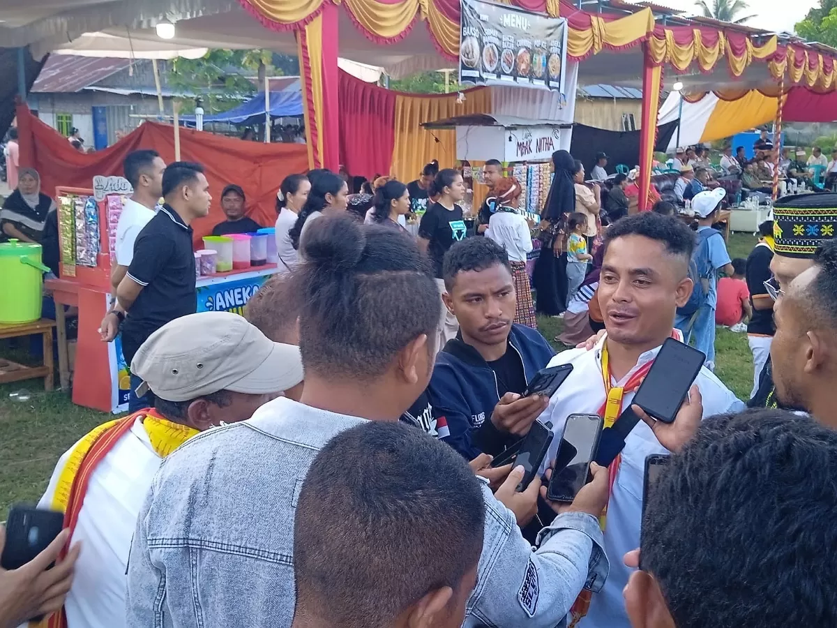 Nardy Jaya, Editor Buku "Gigih" (Jejak Pengabdianku) saat di wawancarai Wartawan (Foto:Dok.NJ)