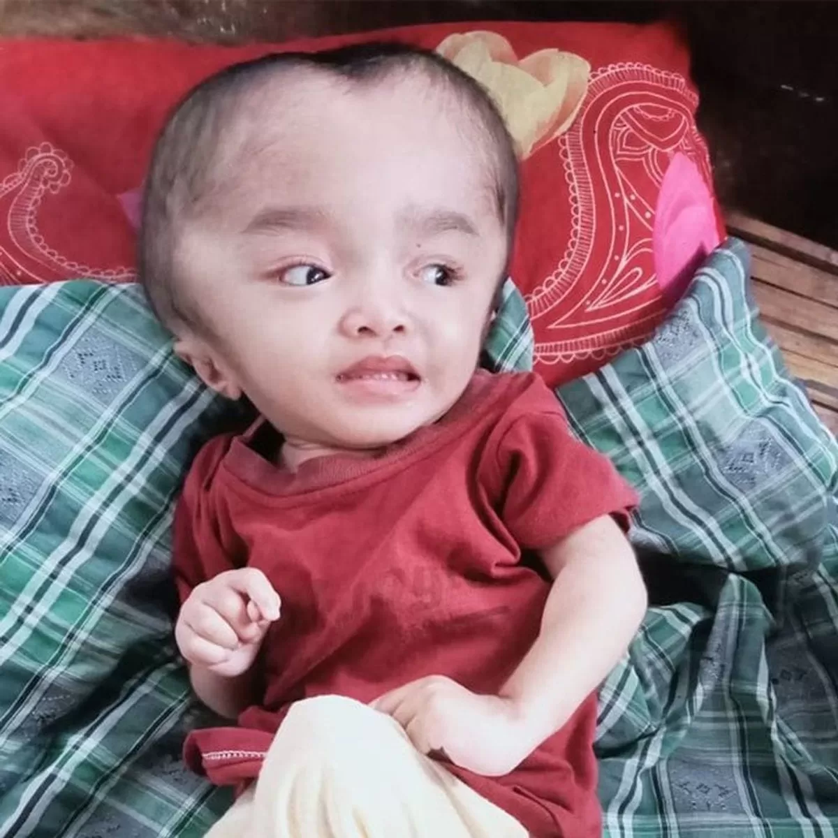 Maria, bocah 3 tahun asal Nangarawa, Desa Bamo, Manggarai Timur (Foto: J. S-Idenusantara.com)