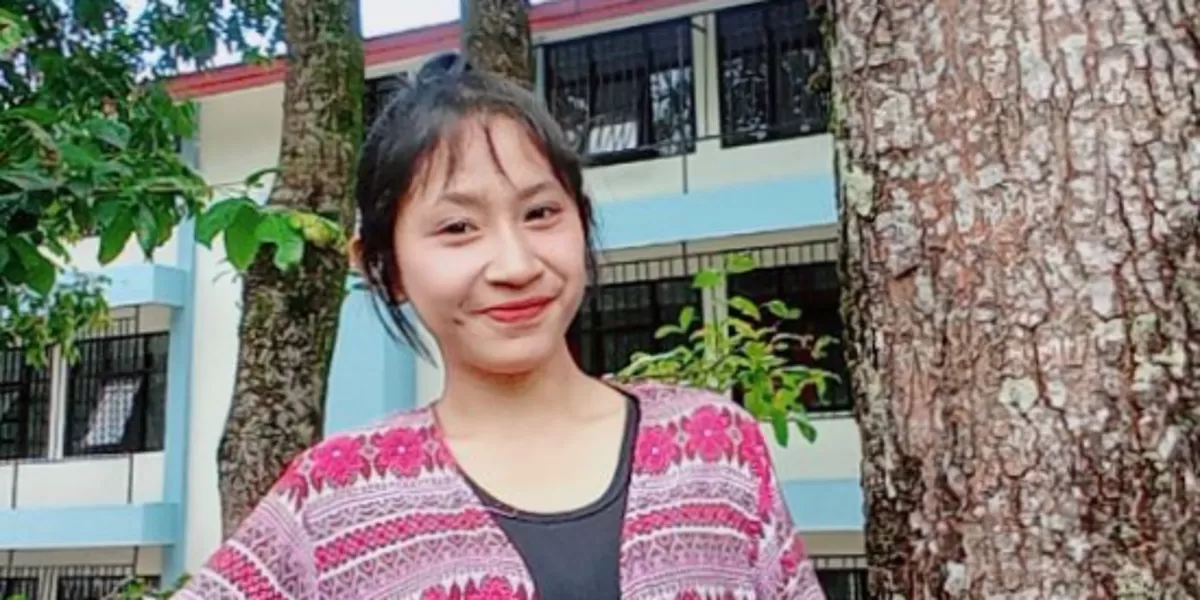 Farinaeka Fasira Edin , Mahasiswi UNIKA St. Paulus Ruteng , fakultas fkip, program studi ilmu pendidikan bahasa dan sastra indonesia (CM/idenusantara.com)