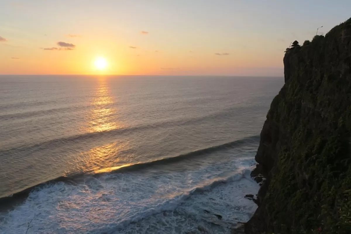 Ilustrasi: Wisata Uluwatu Bali