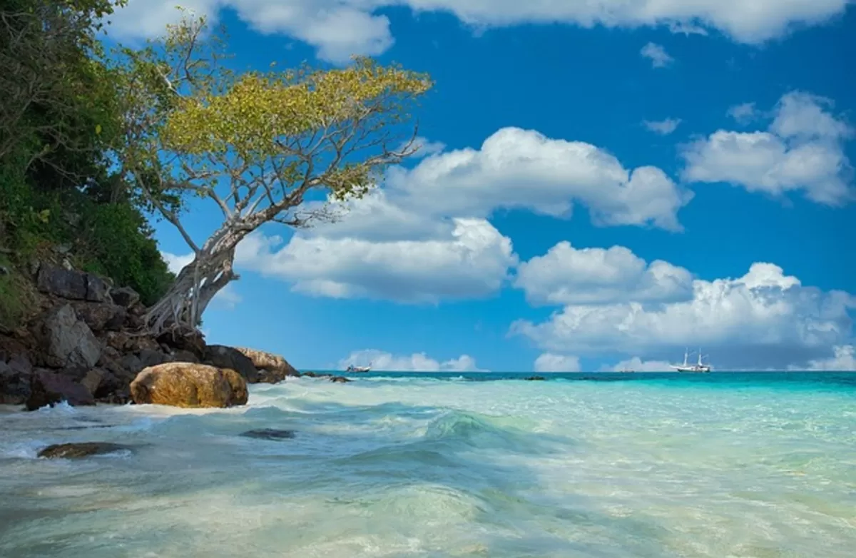 Ilustrasi: Pantai Ligota Manggarai Timur