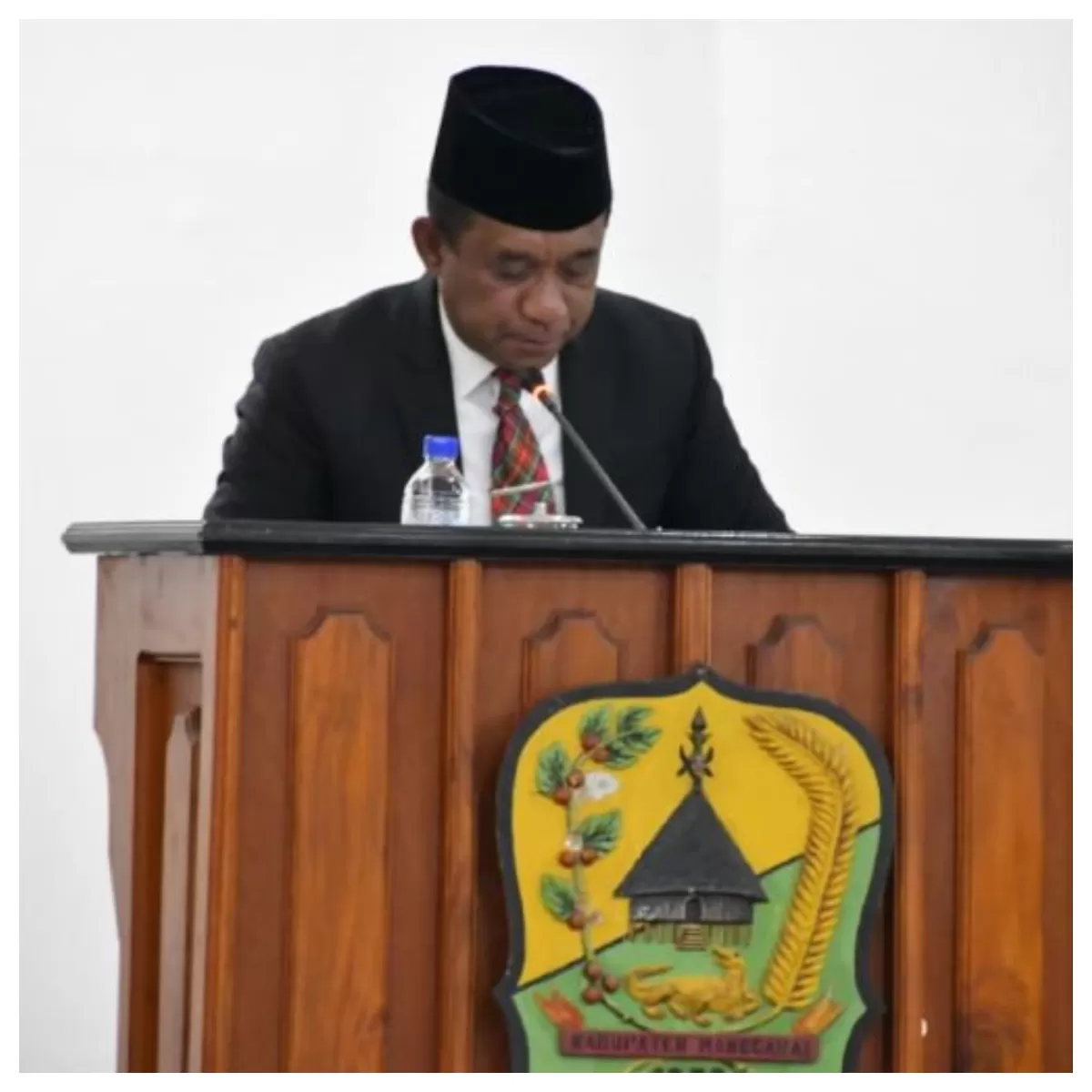 Bupati Hery Nabit Tekankan APBD Perubahan 2026 Tepat Sasaran, Pemulihan Pascagempa Jadi Prioritas. (manggaraikab.go.id)