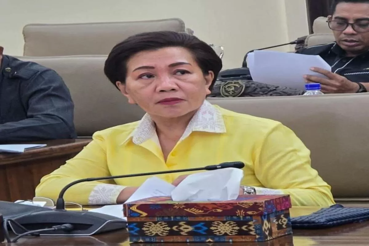 Simprosa Rianasari Gandut, Anggota DPRD NTT Fraksi Golkar