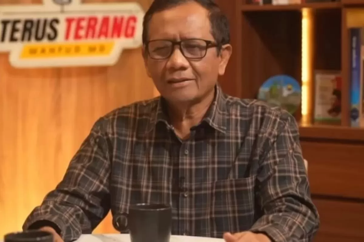 Mahfud MD Sebut Pernyataan Pandji Pragiwaksono Sebut Gibran Ngantuk di &lsquo;Mens Rea&rsquo; Bukan Penghinaan - WartaPesona.com (Varta DIY)