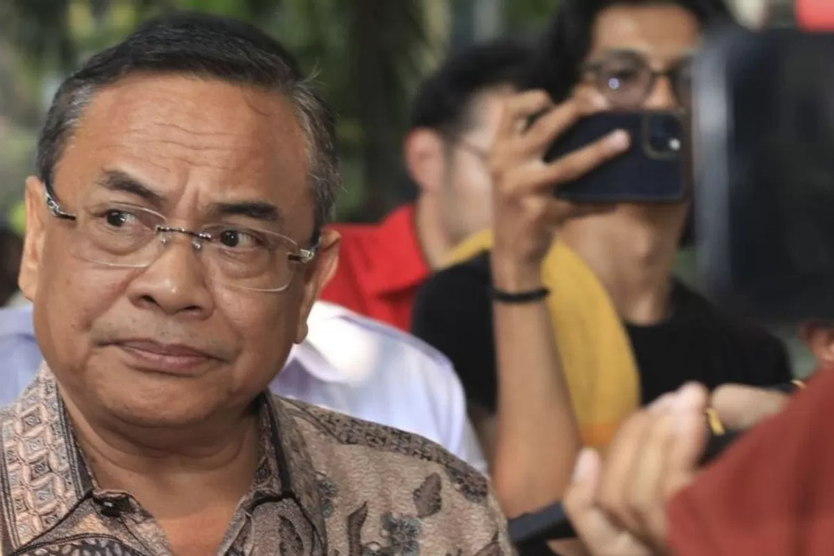 Bupati Pati Sudewo Terjaring OTT KPK, Diperiksa Selama 1x24 Jam di Polres Kudus - WartaPesona.com (VOI)