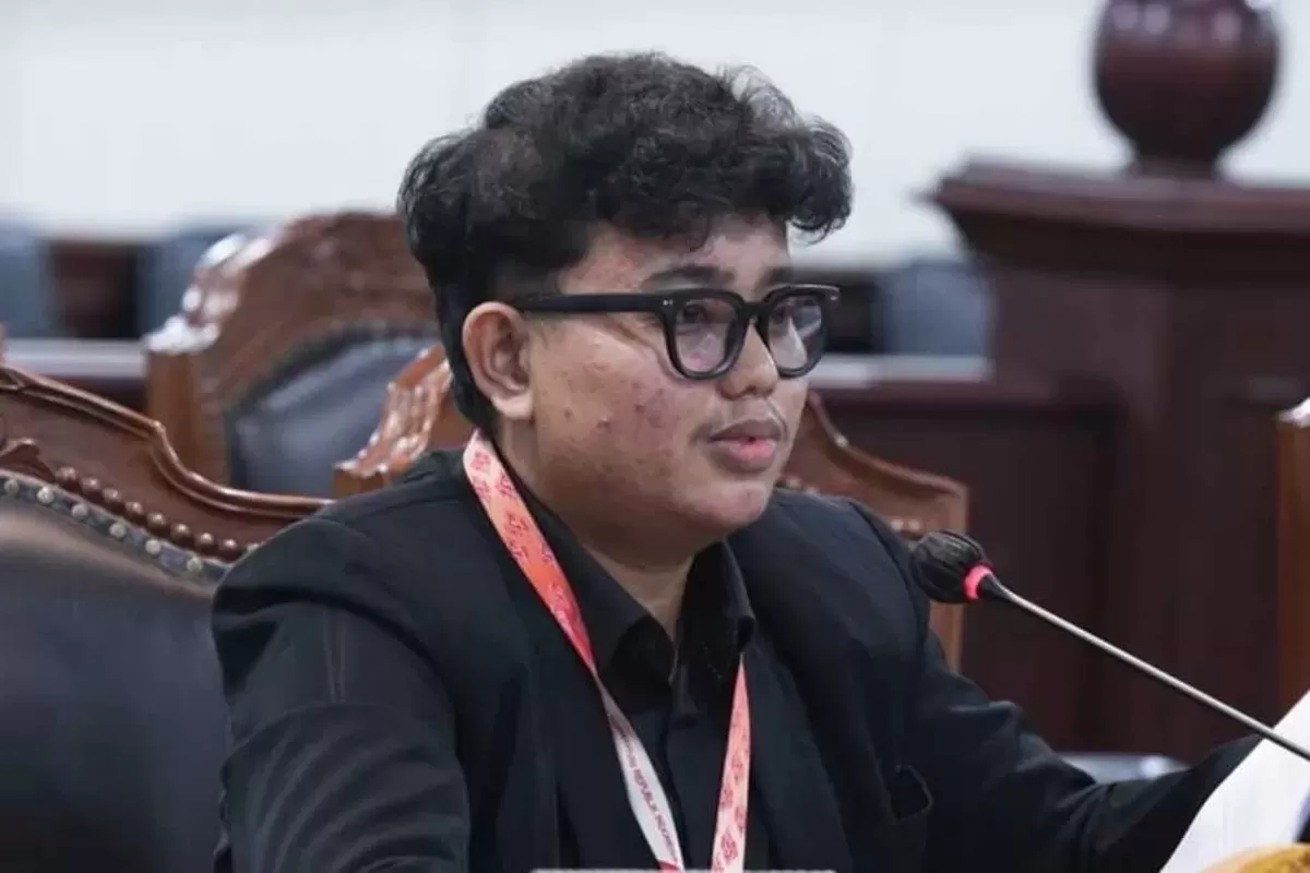 Mahasiswa UMY mengajukan uji materiil pada Undang Undang Lalu Lintas dan Angkutan Jalan usai terlibat insiden karena rokok - WartaPesona.com (Detik Sumsel)