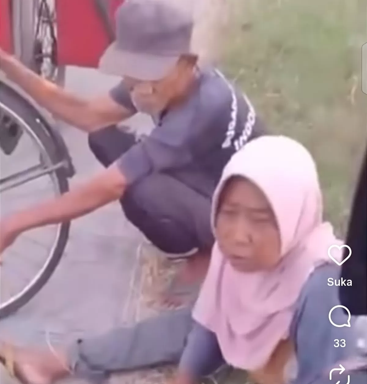 Perempuan pedagang siomai di Sumberlawang Sragen penemu dompet meminta tebusan Rp1 juta. (Instagram @icws_infocegatanwilayahsragen)