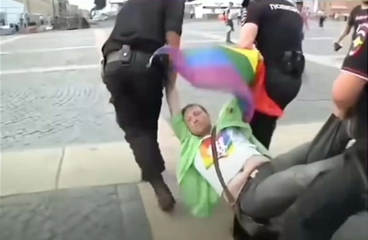 Penegak hukum Rusia habisi pelaku dan pendukung LGBTQ. (Instagram @feovle)