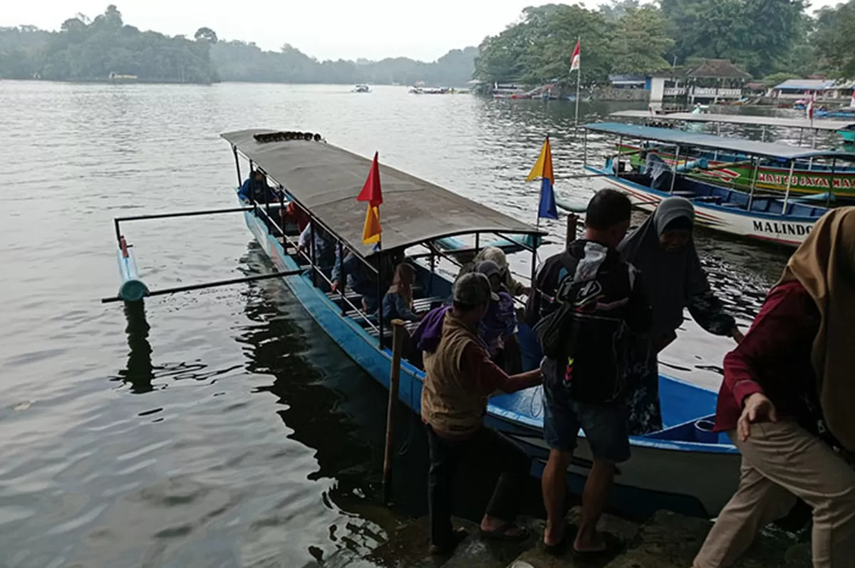 Pemkot Tasikmalaya mendorong Pemprov Jabar segera membenahi Situ Gede agar kembali menarik dan berdampak pada ekonomi masyarakat. (Dok. Asep M.S)