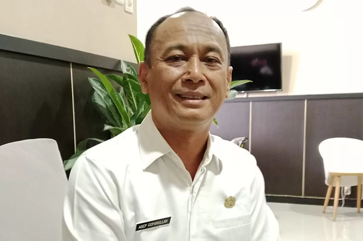 Sekda Kota Tasikmalaya, Asep Goparullah, saat memberikan keterangan terkait proses pengisian jabatan pejabat eselon II yang telah rampung di BKN. (Dok. Asep M.S)