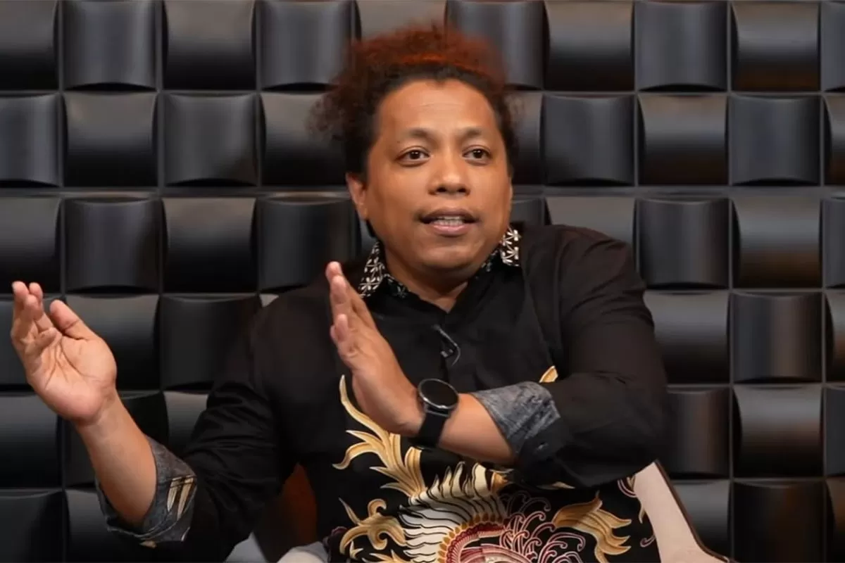 Kasus Pandji Pragiwaksono jadi sorotan, Arie Kriting bicara batas komedi agar tidak menjurus ke penistaan agama. (YouTube/mahfudmd)
