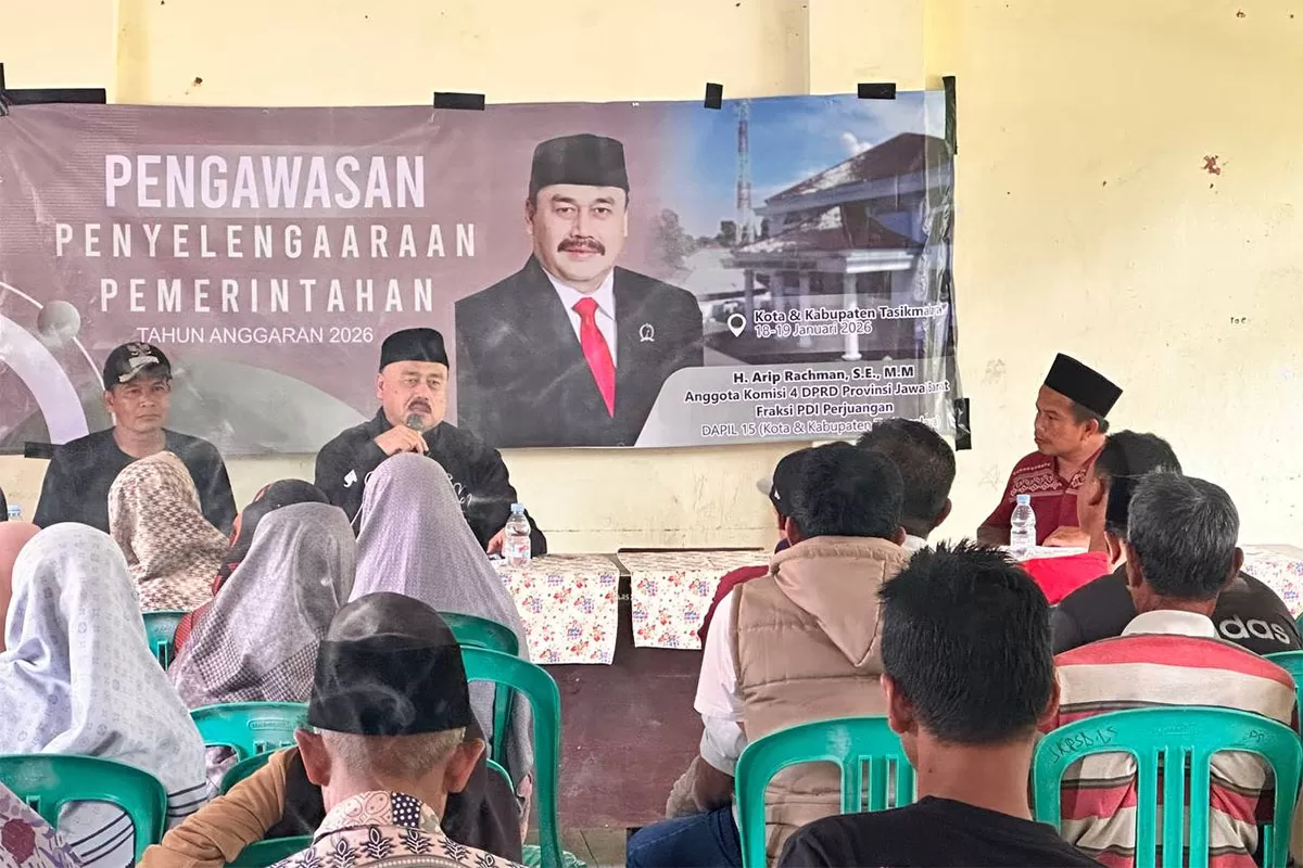 Anggota DPRD Jawa Barat H. Arip Rachman mengikuti pengawasan penyelenggaraan pemerintahan di Kecamatan Sukarame, Kabupaten Tasikmalaya, Minggu (18/1/2026). (Dok. DFK)