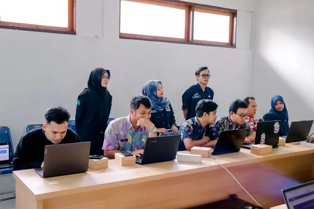 Diskominfo Ciamis dan BPS menggelar pendampingan ROMANTIK dan INDAH untuk memperkuat statistik sektoral OPD tahun 2026,&nbsp;Rabu hingga Kamis, 21&ndash;22 Januari 2026. (Dok. Kominfo Ciamis)