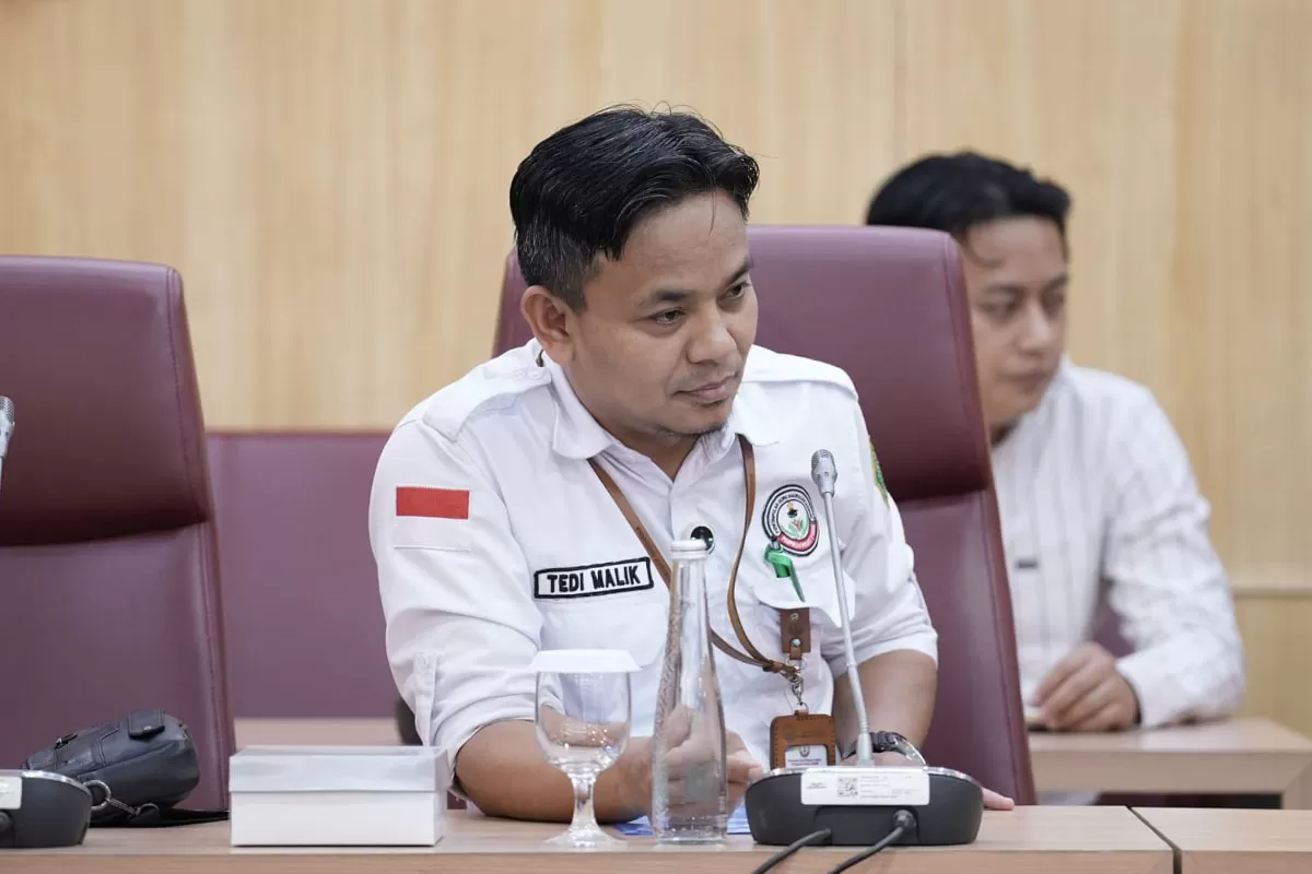 Ketua Umum PGMM Tedi Malik menyoroti tuntutan kebijakan afirmatif bagi madrasah swasta dan guru madrasah di Tasikmalaya. (Dok. Pribadi)