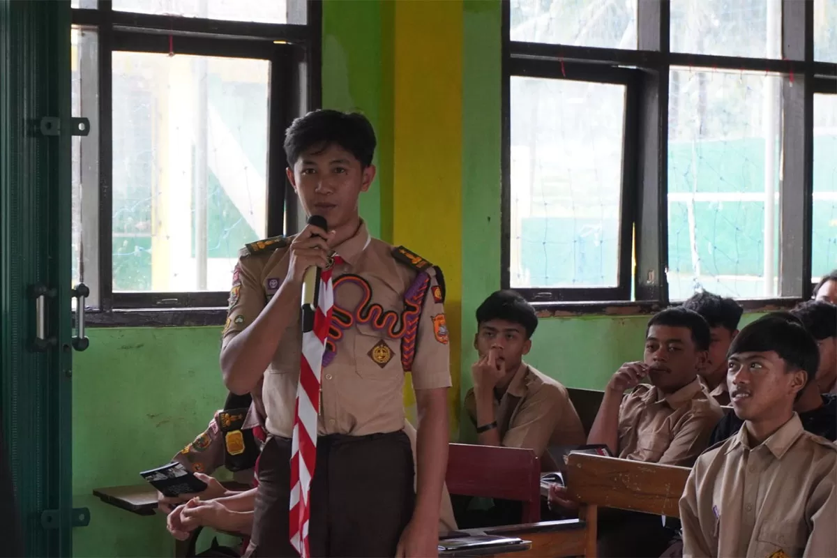 Kegiatan pendidikan demokrasi yang digelar DPRD Provinsi Jawa Barat di SMK Paniis, Desa Mandalagiri, Kecamatan Leuwisari, Kabupaten Tasikmalaya pada Sabtu (24/1/2026). (Dok. DFK)
