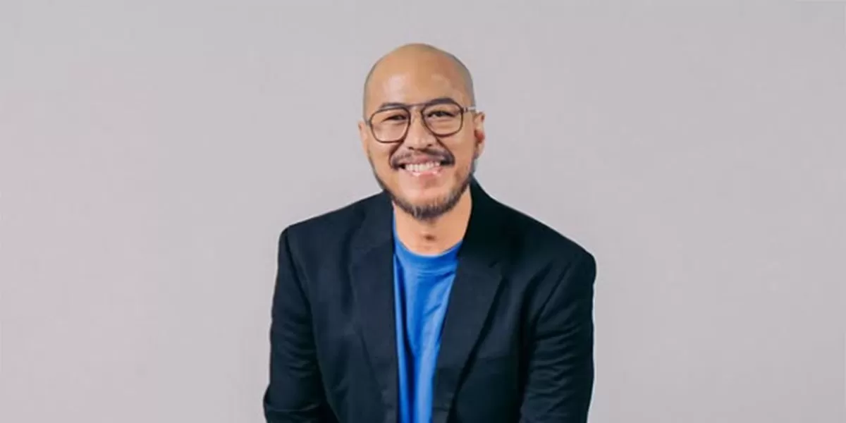 Pandji Pragiwaksono klarifikasi materi Mens Rea dengan mendatangi kantor pusat MUI, janji perbaiki konten sensitif.   (Instagram.com/pandji.pragiwaksono)
