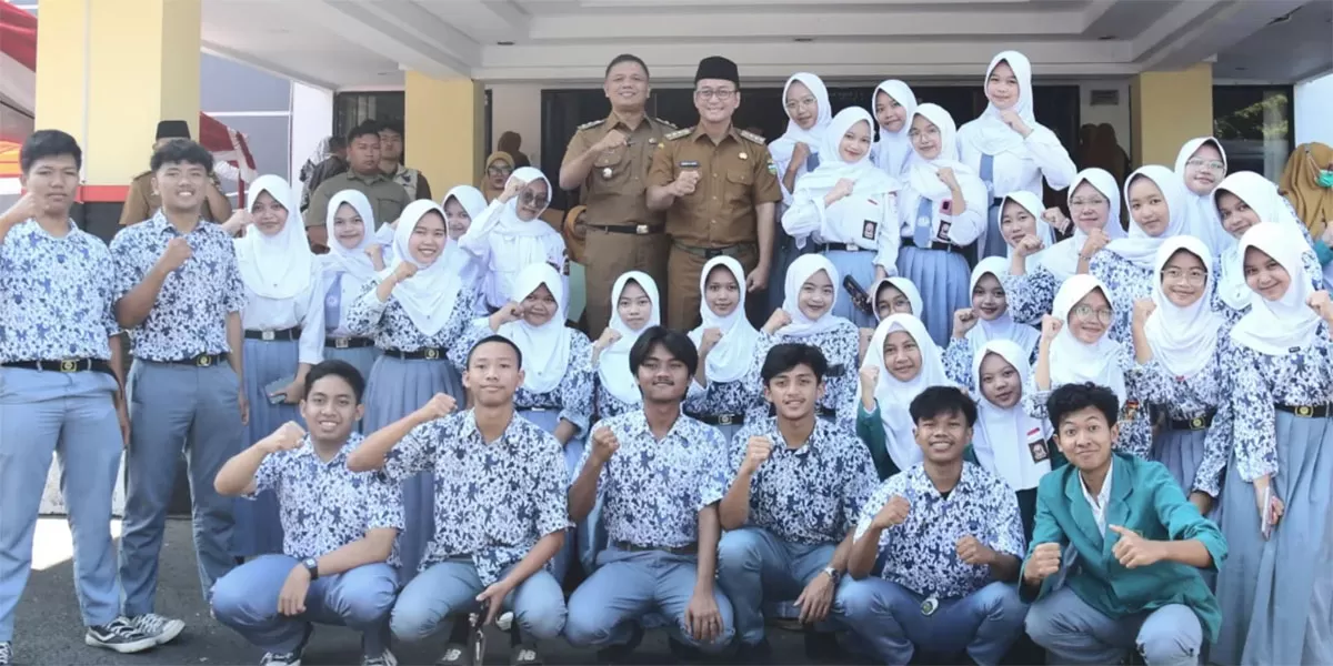 Pemerintah Kabupaten Tasikmalaya merilis tata cara pendaftaran, tahapan seleksi, dan persyaratan Program Satu Desa Satu Sarjana (SADESSA). (Dok. Dishubkominfo)