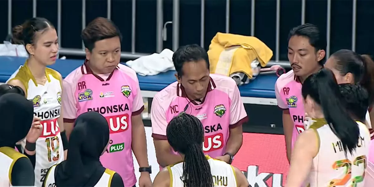 Absennya Alessandro Lodi di sisi lapangan, hasil pertandingan Proliga 2026 putri seri Malang, Gresik Phonska Plus takluk dari Jakarta Livin Mandiri, klasemen sementara berubah. (Tangkapan layar Moji TV)