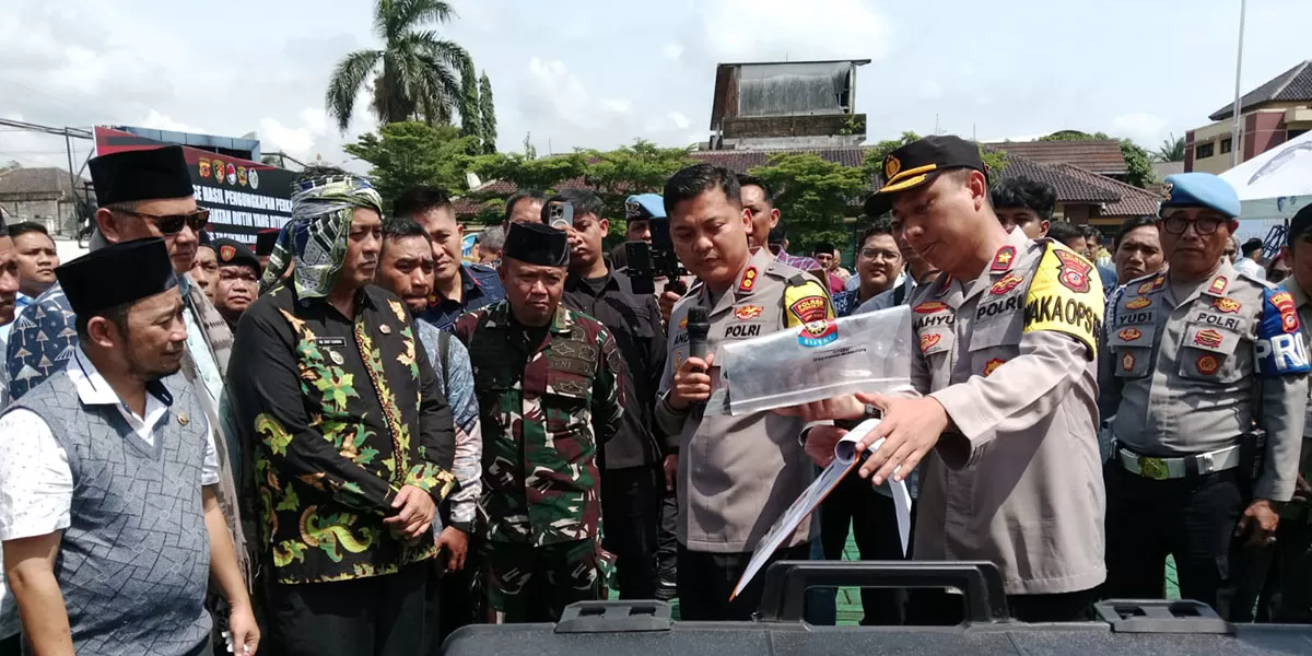Polres Tasikmalaya kota saat melakukan press rilis hasil pengungkapan tindak kriminal di wilayah hukum polres Tasikmalaya sejak Awal Pebruari 2026 di Mako Polres Tasikmal kota, Kamis (12/02/2026). (Dok. Asep M.S)