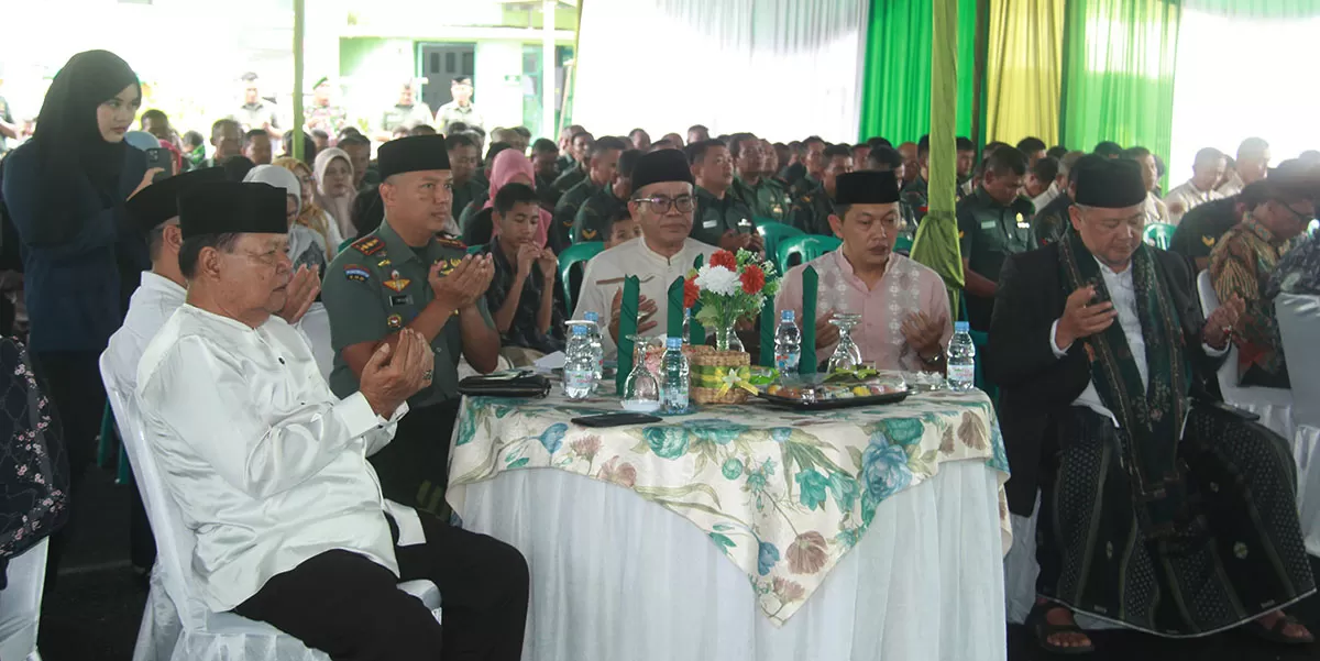 Dandim 0612/Tasikmalaya Letkol Czi M. Imvan Ibrahim&nbsp;dalam kegiatan Munggahan dan Silaturahmi Akbar yang digelar di Markas Kodim 0612 di Jalan Otto Iskandar Dinata, Jumat (13/02/2026). (Dok. DFK)