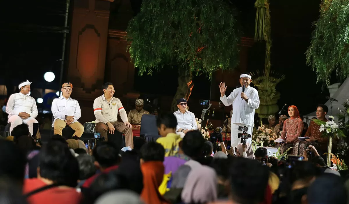 Agenda deklarasi Bupati Sumedang, Dony Ahmad Munir bergabung dengan Partai Gerindra dihadiri Gubernur Jawa Barat, Dedi Mulyadi.   (Dok. Gerindra)