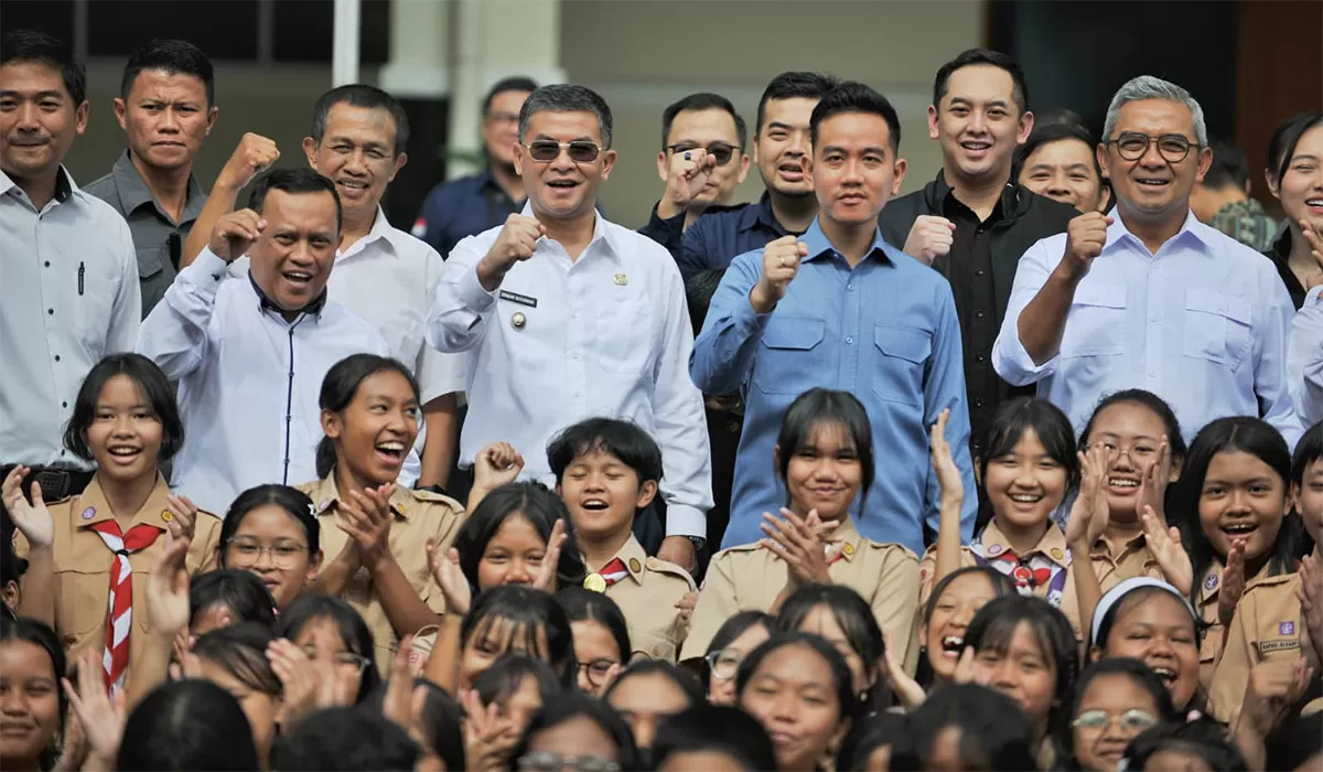 Kunjungan&nbsp;Wapres membahas ekskul e-sport serta pengembangan internet of things dan artificial intelligence di sekolah Bandung. (Dok. Humas Jabar)