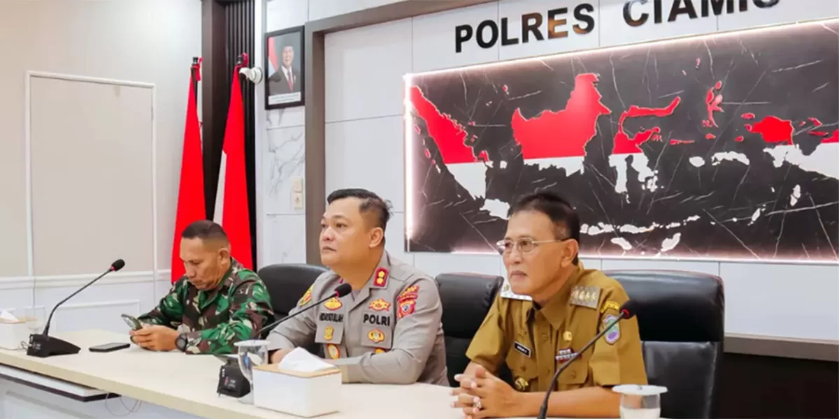 Bupati Ciamis, Polres Ciamis, dan perwakilan Kodim 0613/Ciamis mengikuti rakor Operasi Ketupat 2026 guna mengantisipasi lonjakan arus mudik Idul Fitri,&nbsp;pada Senin, 2 Maret 2026. (Dok. Propokim)