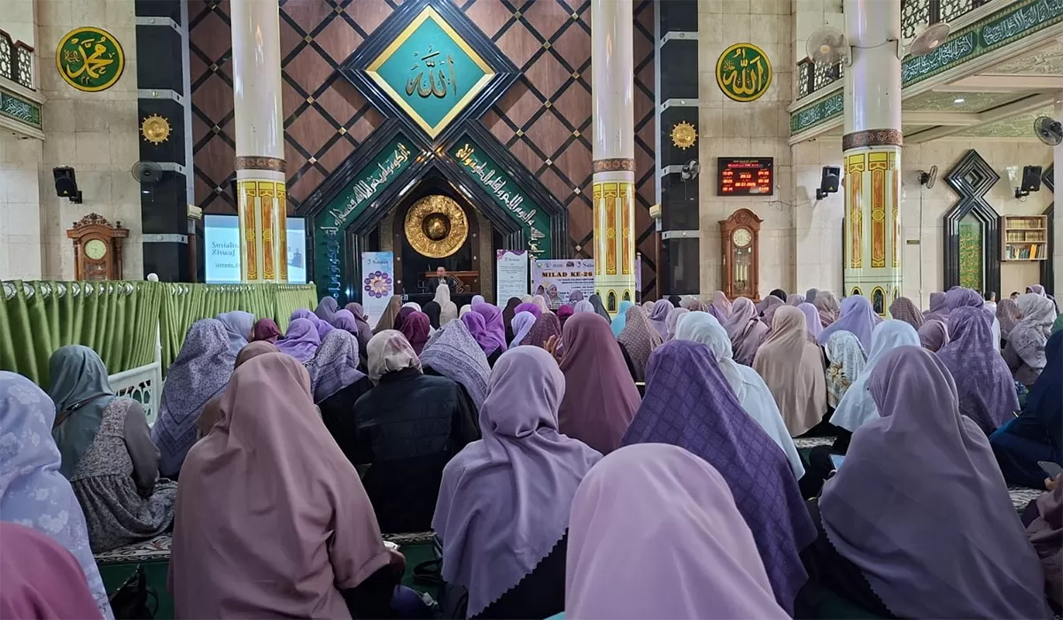 Sehari Bersama Al-Qur&rsquo;an di Ciamis dihadiri Didi Sukardi saat peringatan Nuzulul Quran dan Milad ke-26 Salimah di Masjid Agung Ciamis. (Dok. KDS)