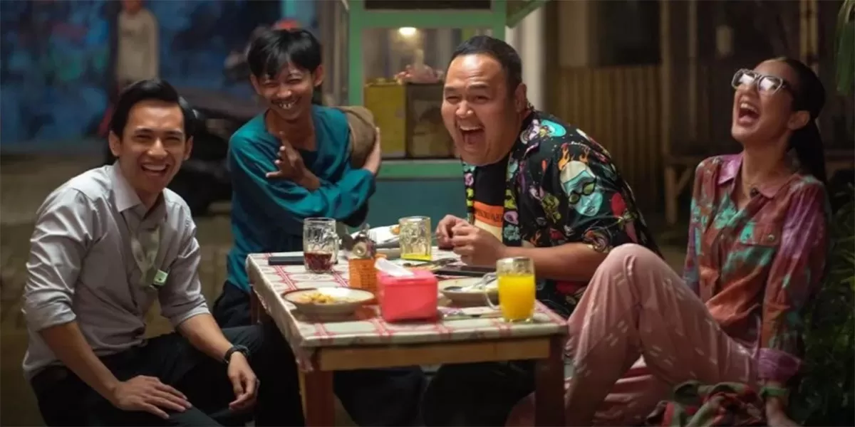 Film Indonesia Lebaran 2026 Tunggu Aku Sukses Nanti menghadirkan kisah pengangguran yang menghadapi tekanan keluarga saat mudik. (Dok. IMDb)