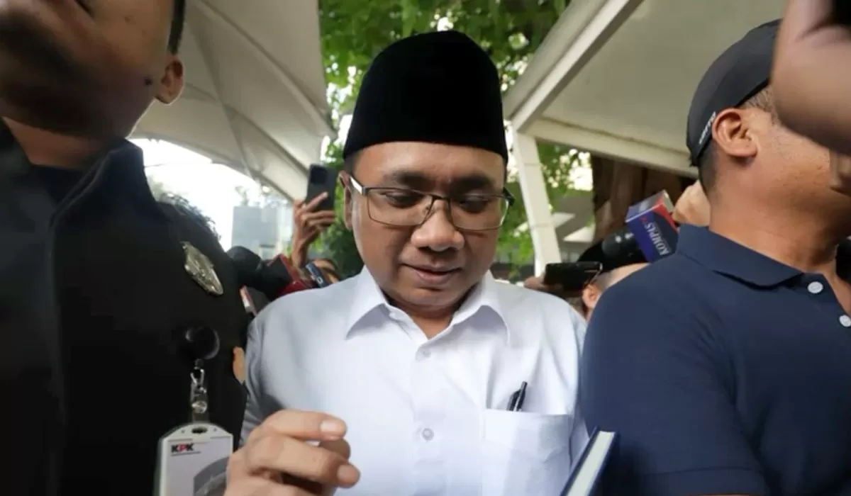 Viral status tahanan rumah Yaqut Cholil, KPK disorot terkait beda perlakuan kasus korupsi kuota haji. (Instagram/gusyaqut)