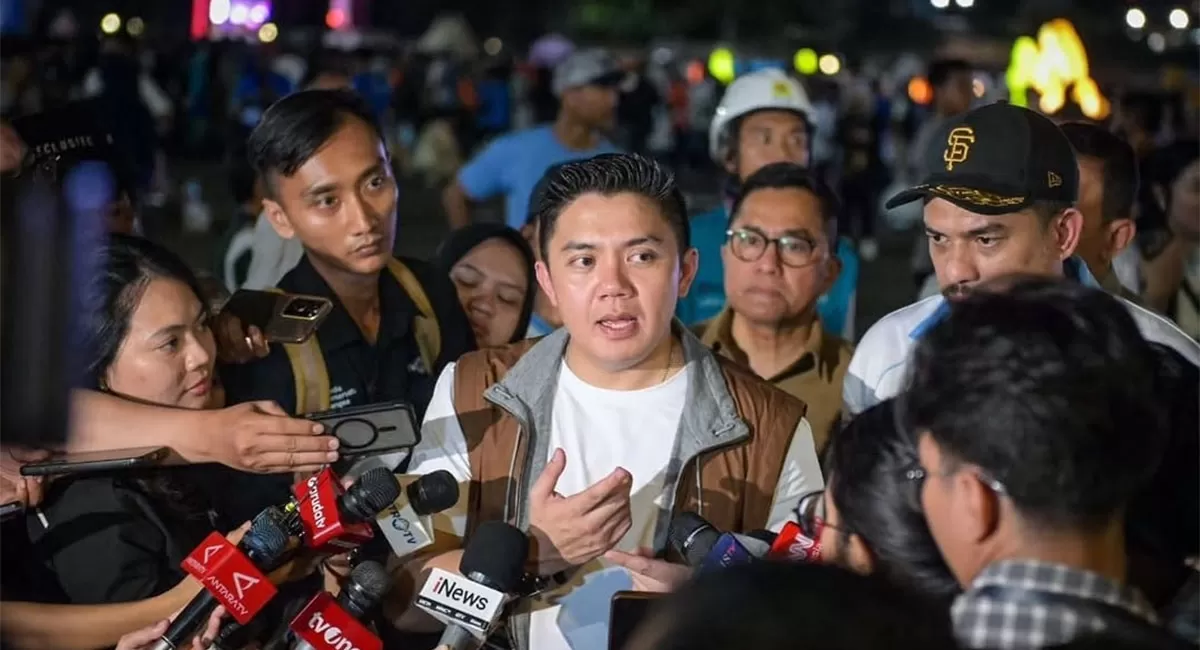 Antusiasme bazar rakyat Monas saat Lebaran jadi dorongan ekonomi kreatif dan UMKM, Seskab Teddy sebut peluang jadi agenda rutin. (Dok, Seskab RI)