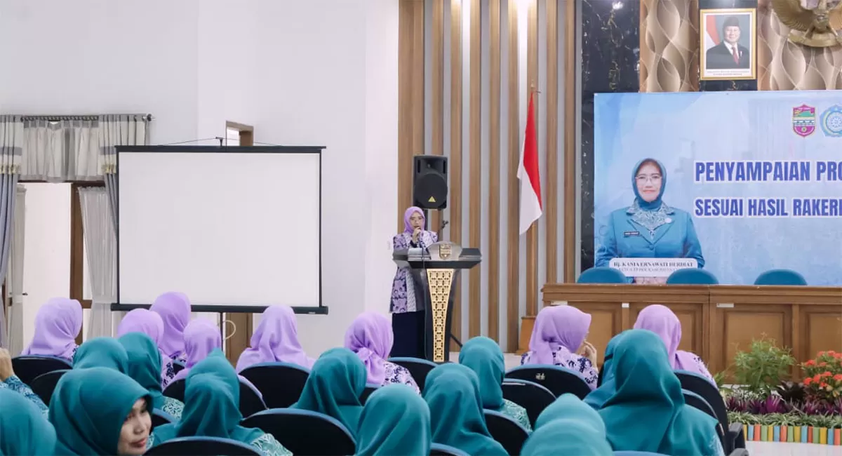 Cek Kesehatan Gratis bagi penggerak keluarga. Kania Ernawati Herdiat pastikan kader PKK Kabupaten Ciamis sehat untuk kawal program nasional. (Dok. PKK Ciamis)
