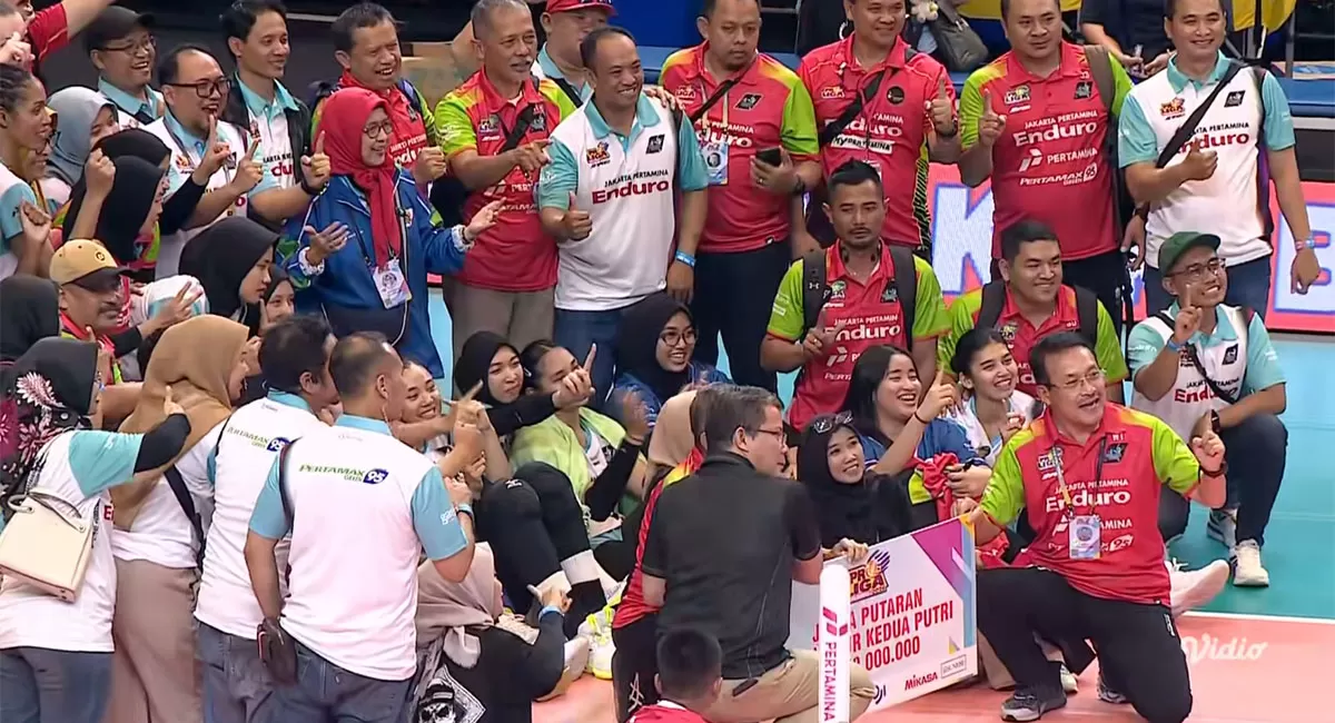 Jakarta Pertamina Enduro resmi jadi Juara Putaran Kedua Final Four Proliga 2026 usai bekuk Gresik Phonska Plus di Semarang,&nbsp;Minggu, 19 April 2026 malam WIB. (Tangkapan layar Vidio)
