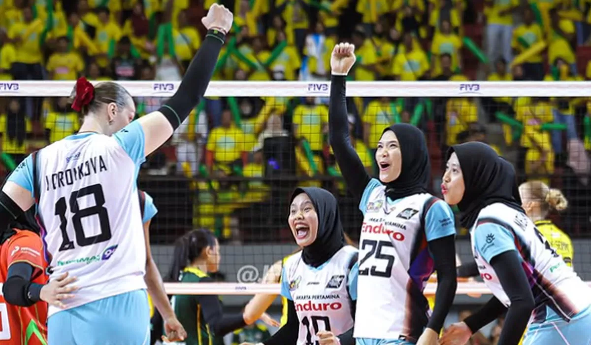 Irina Voronkova (18)&nbsp;tampil dominan saat Jakarta Pertamina Enduro mengalahkan Gresik Phonska Plus di leg 1 Grand Final Proliga 2026 putri,&nbsp;Jumat (24/4/2026) sore WIB. (Instagram/jpevolley)