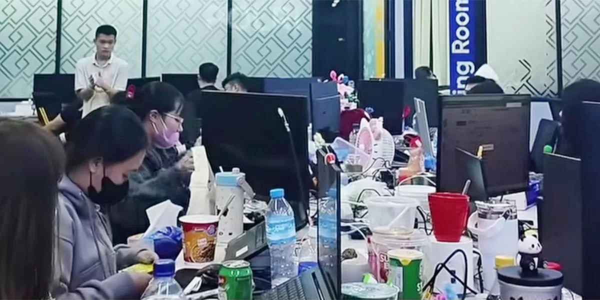 Polisi buru sponsor dan penyewa gedung markas sindikat judol jaringan internasional di Jakbar. 320 WNA dipindahkan ke rumah detensi imigrasi. (Instagram/dittipidum_bareskrim)