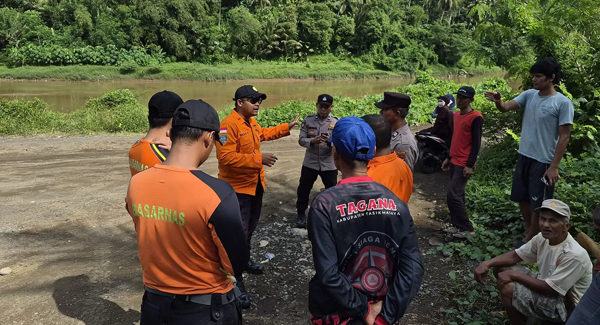 Hingga hari Rabu (13/5/2026) tim gabungan terus berusaha mencari lansia korban tenggelam di Sungai Ciwulan Kabupaten Tasikmalaya. (Dok. DFK)