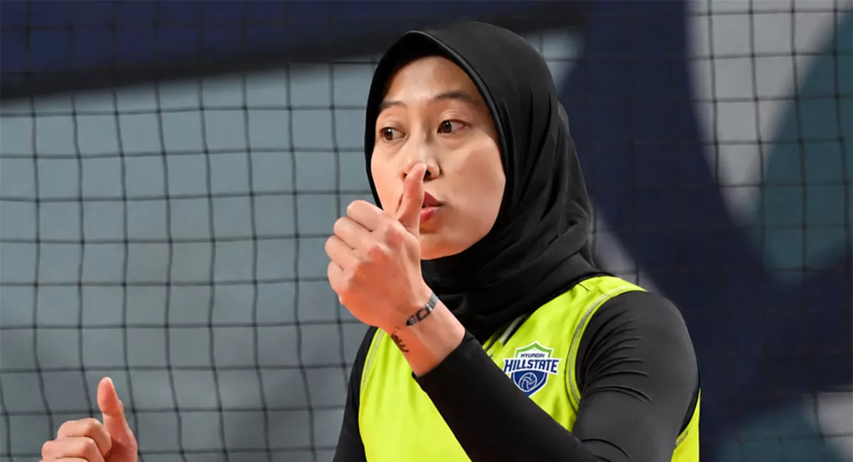 Simak prediksi jadwal debut Megawati Hangestri dengan seragam Hyundai Hillstate pada kompetisi Liga Voli Korea 2026-2027 mendatang. (Instagram/red_sparks - edit by AI)