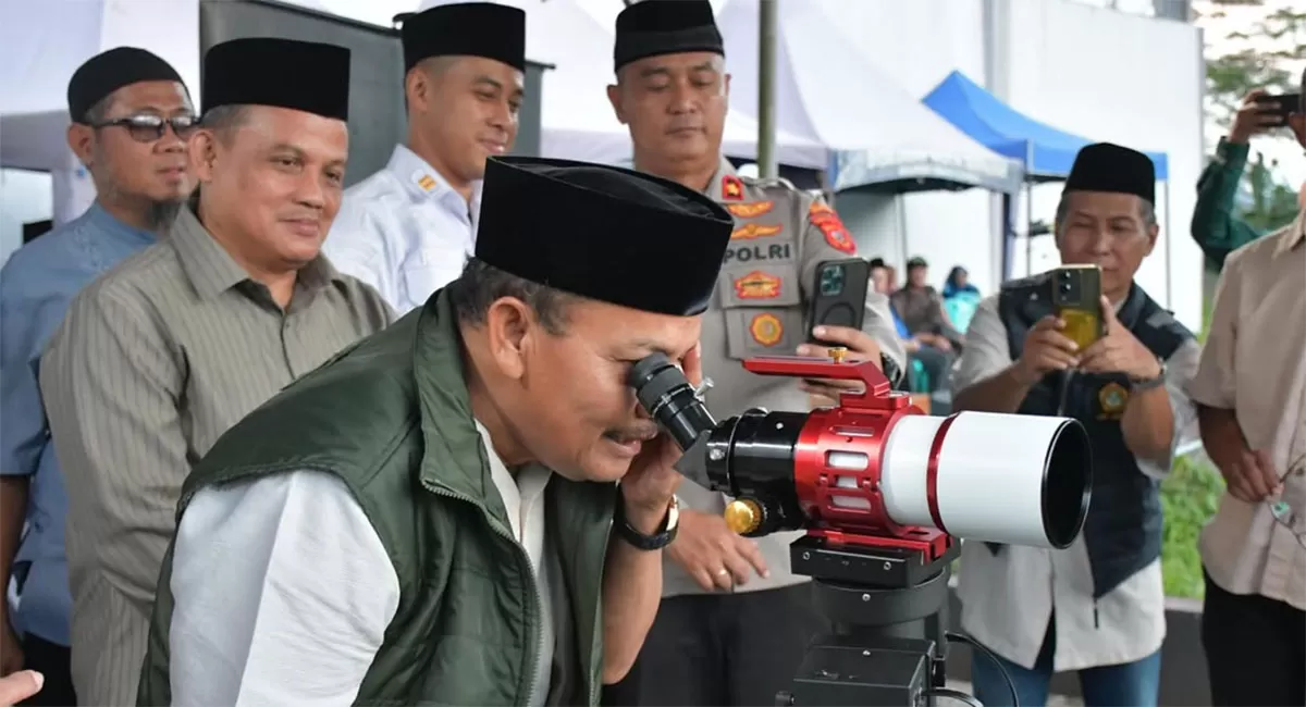 Melalui pengamatan di Lapas Kelas II B, agenda Rukyatul Hilal Penentuan Awal Bulan Zulhijah diharapkan mampu beri kepastian waktu ibadah umat. (Instagram/dokpropimkotabanjar)