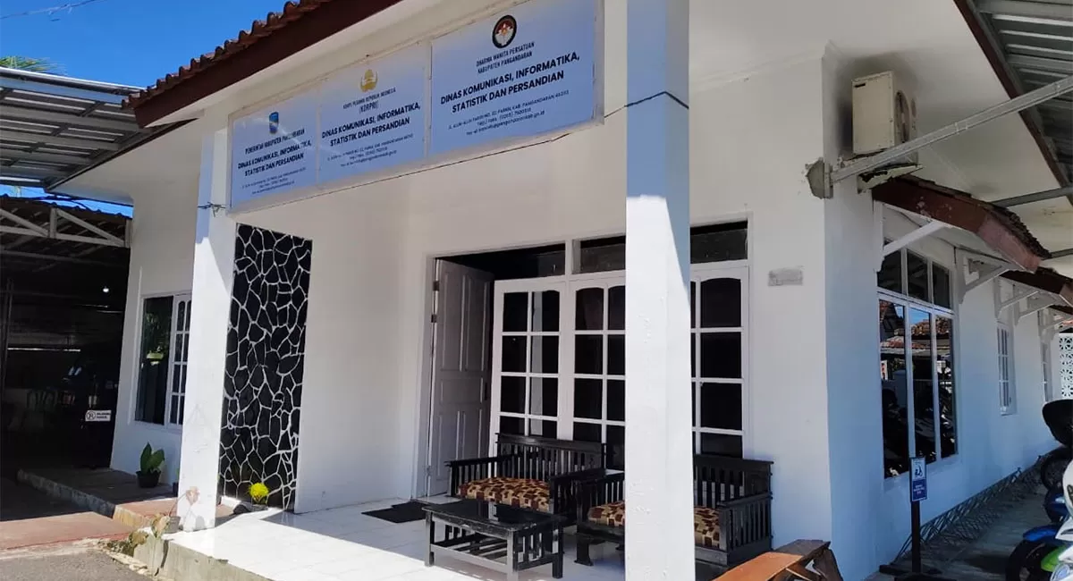 Melalui evaluasi ketat jaringan CSIRT, unit Diskominfo Kabupaten Pangandaran berhasil mengamankan Sertifikat apresiasi dari instansi pusat BSSN. (Dok. Diskominfo Pangandaran)