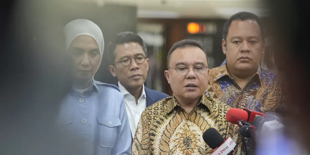 DPR menyambut evaluasi BGN oleh Prabowo Subianto. Kepala BGN baru diharapkan meningkatkan layanan hingga daerah terpencil. (Dok. Seskab RI)