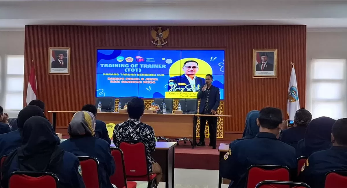 Kegiatan Training of Trainers (ToT) Edukasi Keuangan bagi anggota Karang Taruna Kota Tasikmalaya yang dilaksanakan di Aula Bapelitbangda Kota Tasikmalaya, Selasa (02/6/2026). (Dok. AMS)