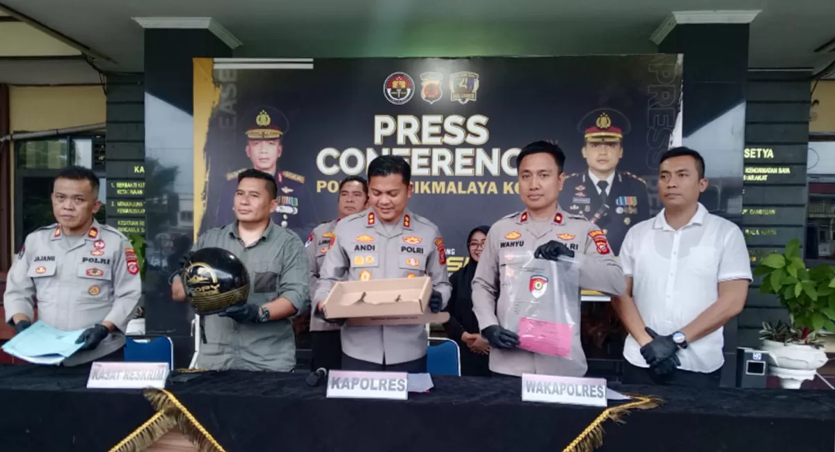 Kapolres Tasikmalaya Kota AKBP Andi Purwanto menggelar Konferensi pers terkait pengungkapan kasus curanmor pada Rabu (3/6/2026). (Dok. AMS)
