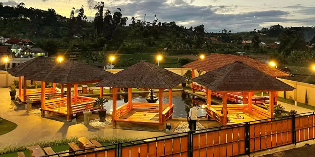 Wisata kuliner Lembang makin lengkap di Rumah Makan Sangkan Hurip 2, tempat menikmati masakan Sunda dengan suasana sejuk.   (Instagram/rm.sangkanhurip)
