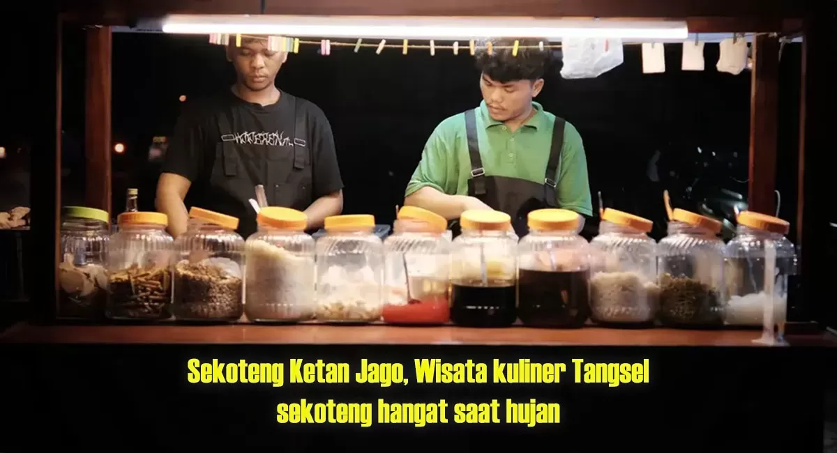 Wisata kuliner Tangsel di Sekoteng Ketan Jago menghadirkan wedang ronde dan sekoteng hangat, cocok dinikmati saat hujan. (Instagram/sekotengjago)