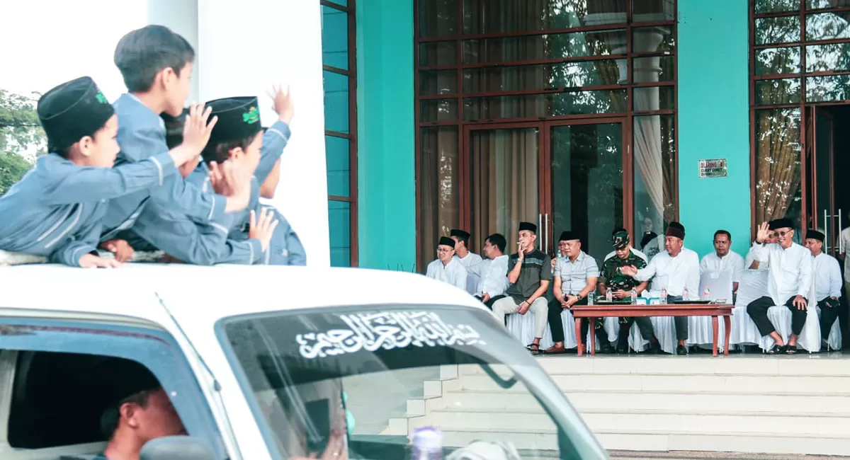 Semarak Muharam Ciamis menghadirkan 3.500 santri. Munajat Akbar menjadi puncak peringatan Tahun Baru Islam 1448 Hijriah. (Dok. Prokopim Ciamis)