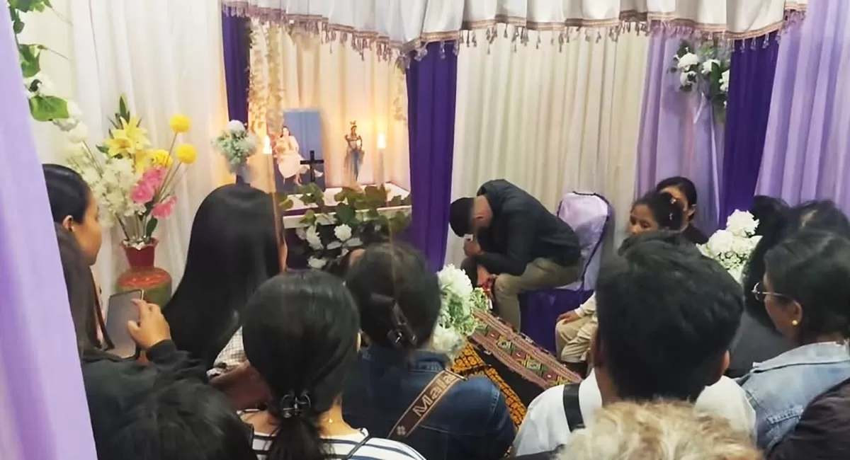 Suasana rumah duka Dokter Icha yang diduga mengalami intimidasi anggota DPRD TTU.  (Threads/callme_iiia)