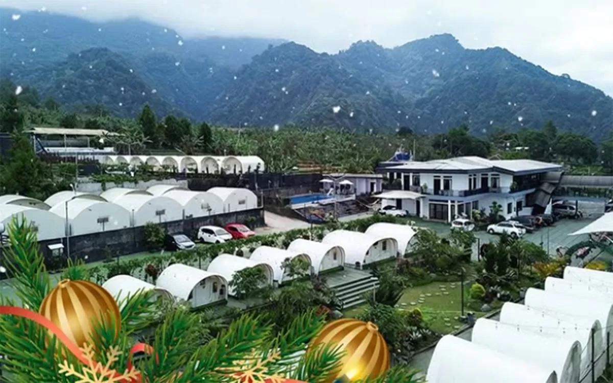 Ipukan Highland hadir sebagai wisata Kuningan dengan glamping, panorama Gunung Ciremai, dan suasana sejuk yang cocok untuk healing. (Instagram/ipukan.highland)