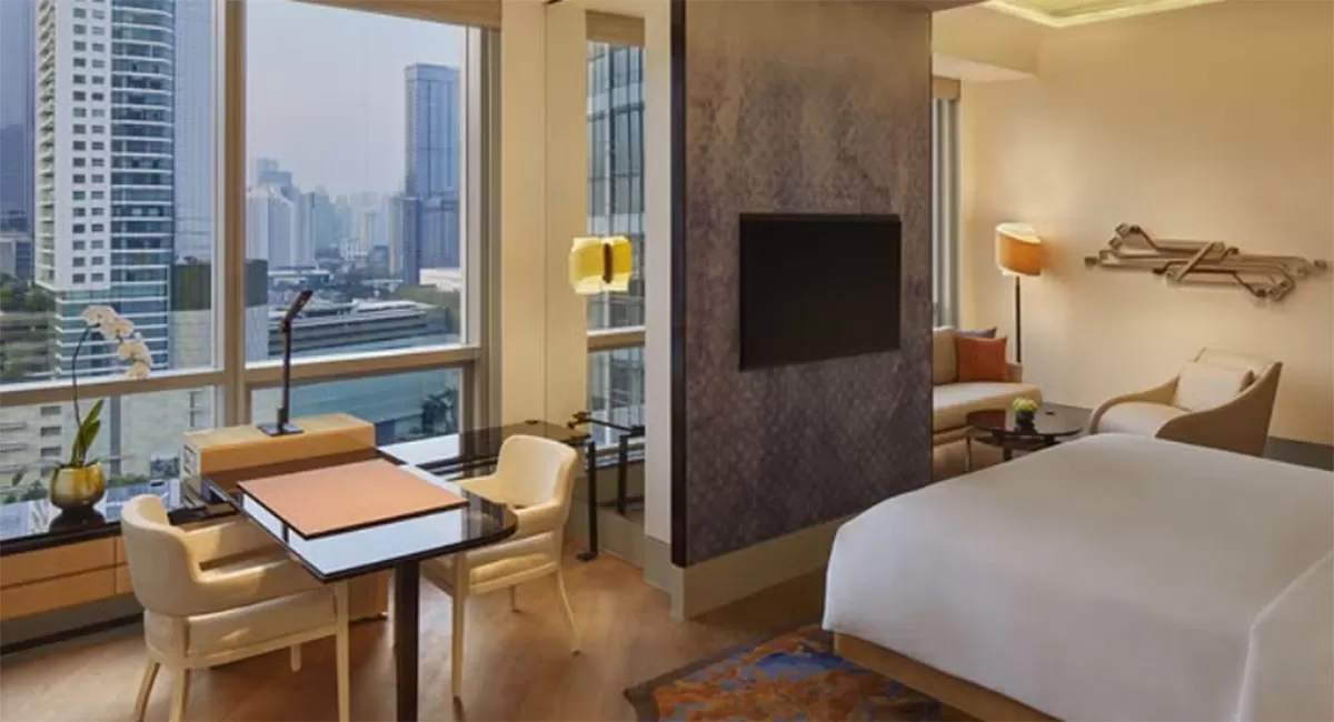 Keraton at The Plaza hadir sebagai hotel Jakarta bernuansa kerajaan dengan pelayanan premium dan lokasi strategis di pusat kota.   (Instagram/keraton_attheplaza)