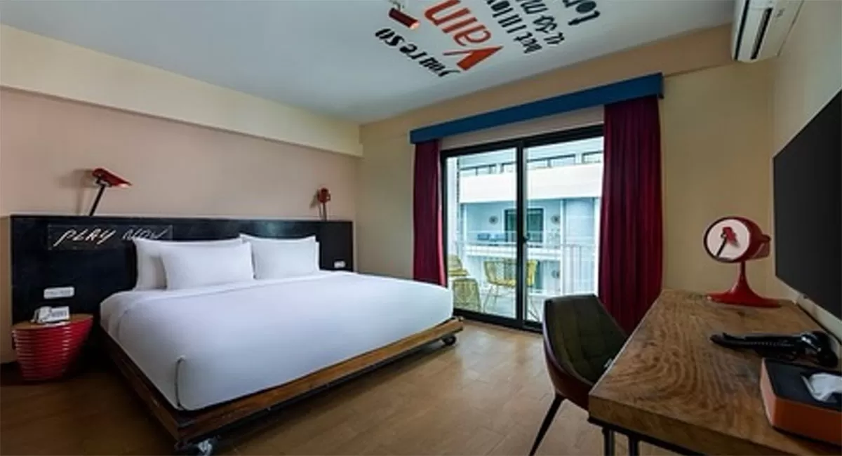 Viva Dash Hotel hadir sebagai rekomendasi hotel Bali dengan lokasi strategis, desain kontemporer, dan fasilitas lengkap dekat Pantai Petitenget. (Instagram/vivadashbali)